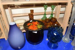 Mixed Lot: Various modern coloured glass vases, floral decorated wall plate, various dressing