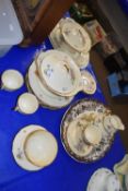 A quantity of Alfred Meakin floral decorated table wares together with a further pheasant