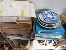 Mixed Lot: Quantity of various collectors plates