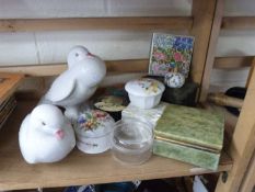 Mixed Lot: Assorted items to include pottery pigeons, various trinket boxes etc