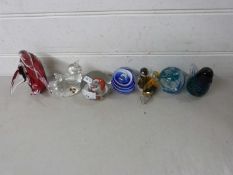 Mixed Lot: Various modern paperweights and glass animals