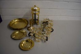 Mixed Lot: Coffee set, various brass trays etc
