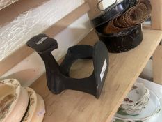 Three pointed shoe last, cast iron