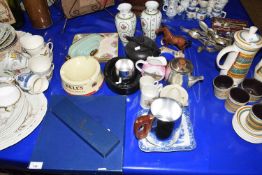 Mixed Lot: Various ceramics and other items to include Aynsley Queen Mother plate, boxed Royal