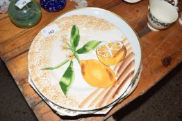 Mixed Lot: Various decorated plates