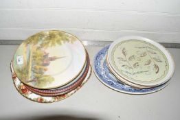 Mixed Lot: Various decorated plates to include Norwich Cathedral, Willow Pattern meat plate, Denby