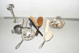 Mixed Lot: Various silver plated wares to include dressing table items, sauce boat, stem vase etc