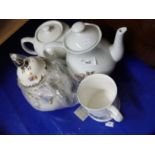 Mixed Lot: Assorted teapots etc