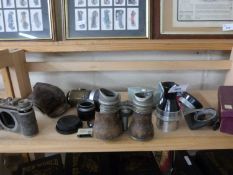 Mixed Lot: Various vintage binoculars, camera parts etc