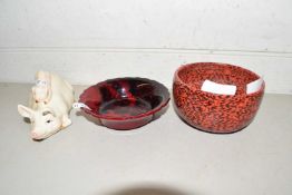 Mixed Lot: Royal Doulton flambe pattern dish, a Beswick model pig and piglet and a further Art Glass
