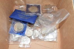 Box of various assorted mainly British coinage to include Royal commemorative editions