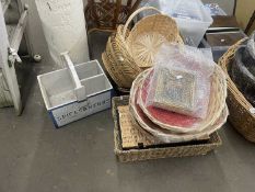 Quantity of assorted baskets