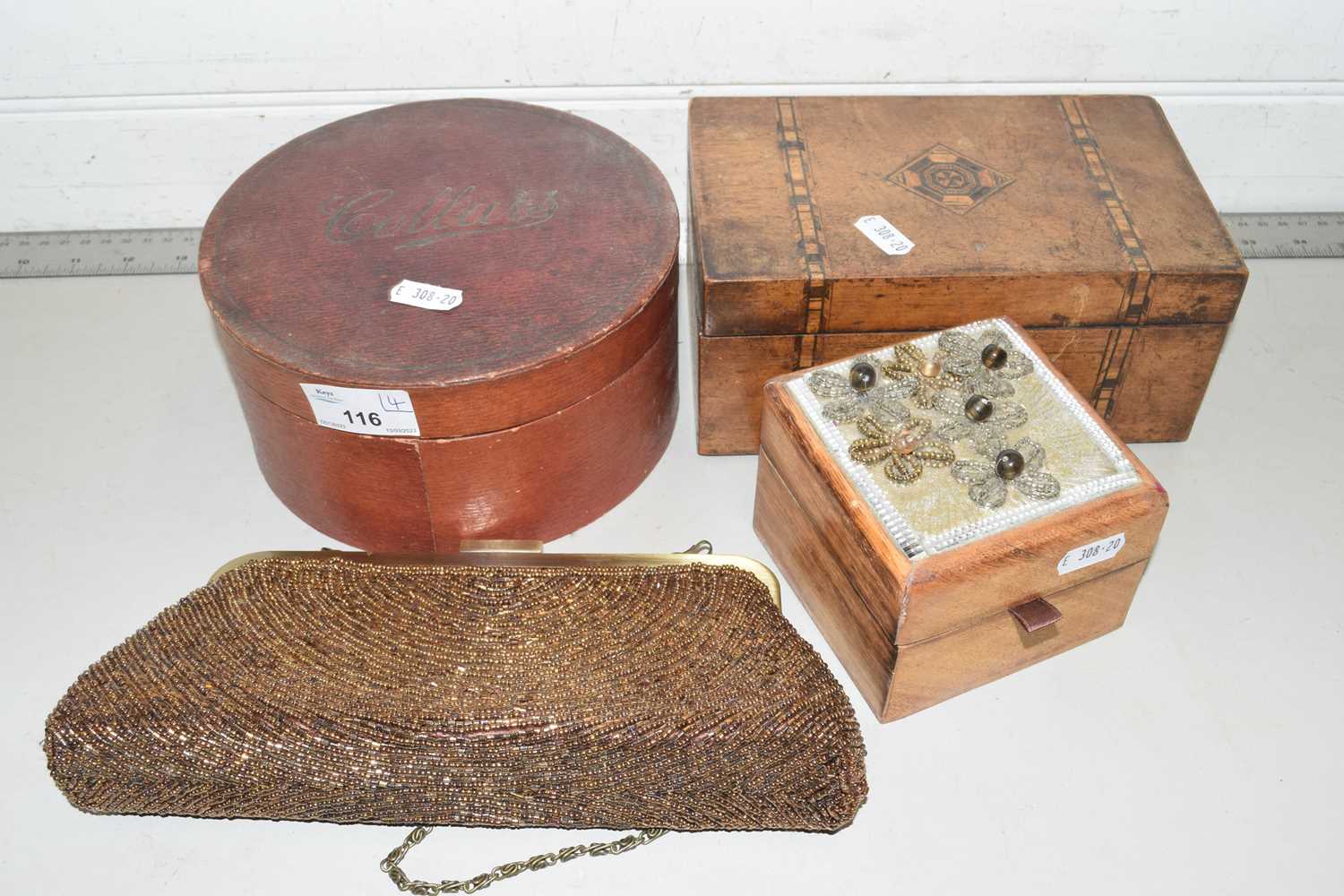 Mixed Lot: Leather collar box, small evening bag and two small jewellery boxes (4)