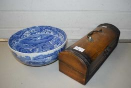 A Copeland Spode blue Italian bowl together with a small dome topped wooden box (2)