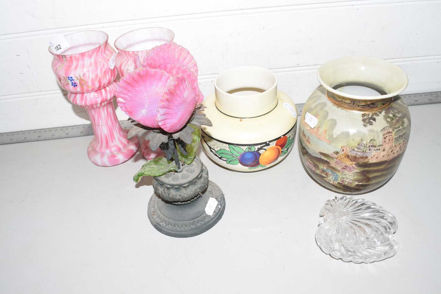 Mixed Lot: Various vases and other assorted items