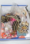 One box of costume jewellery