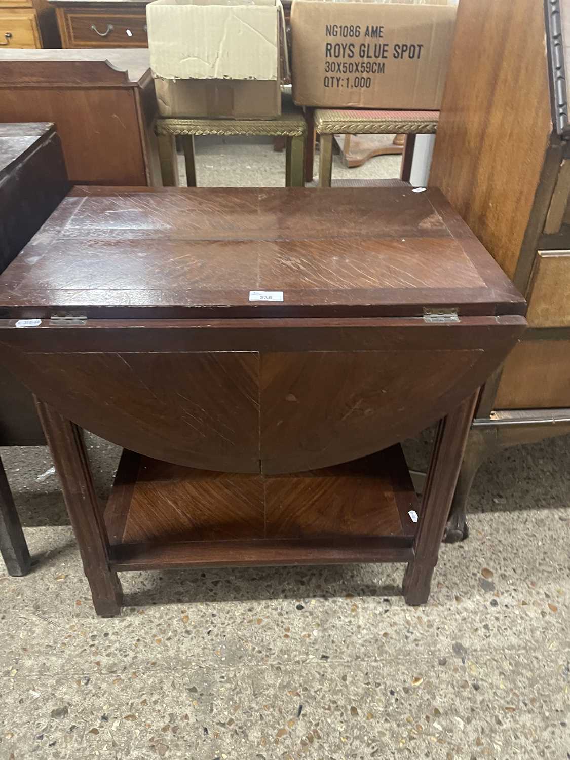 Early 20th Century drop leaf occasional table