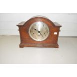 Early 20th Century oak cased mantel clock