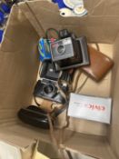 Mixed lot 4 vintage cameras together with a southall flash unit