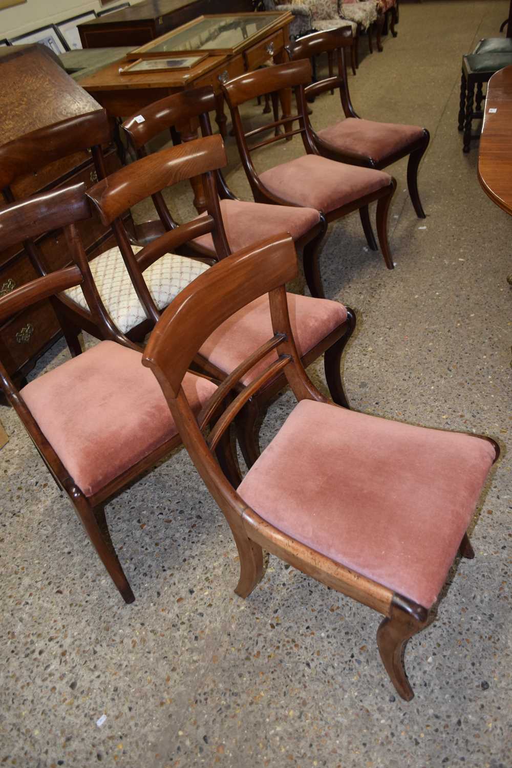 Harlequin set of seven Victorian mahogany bar back dining chairs