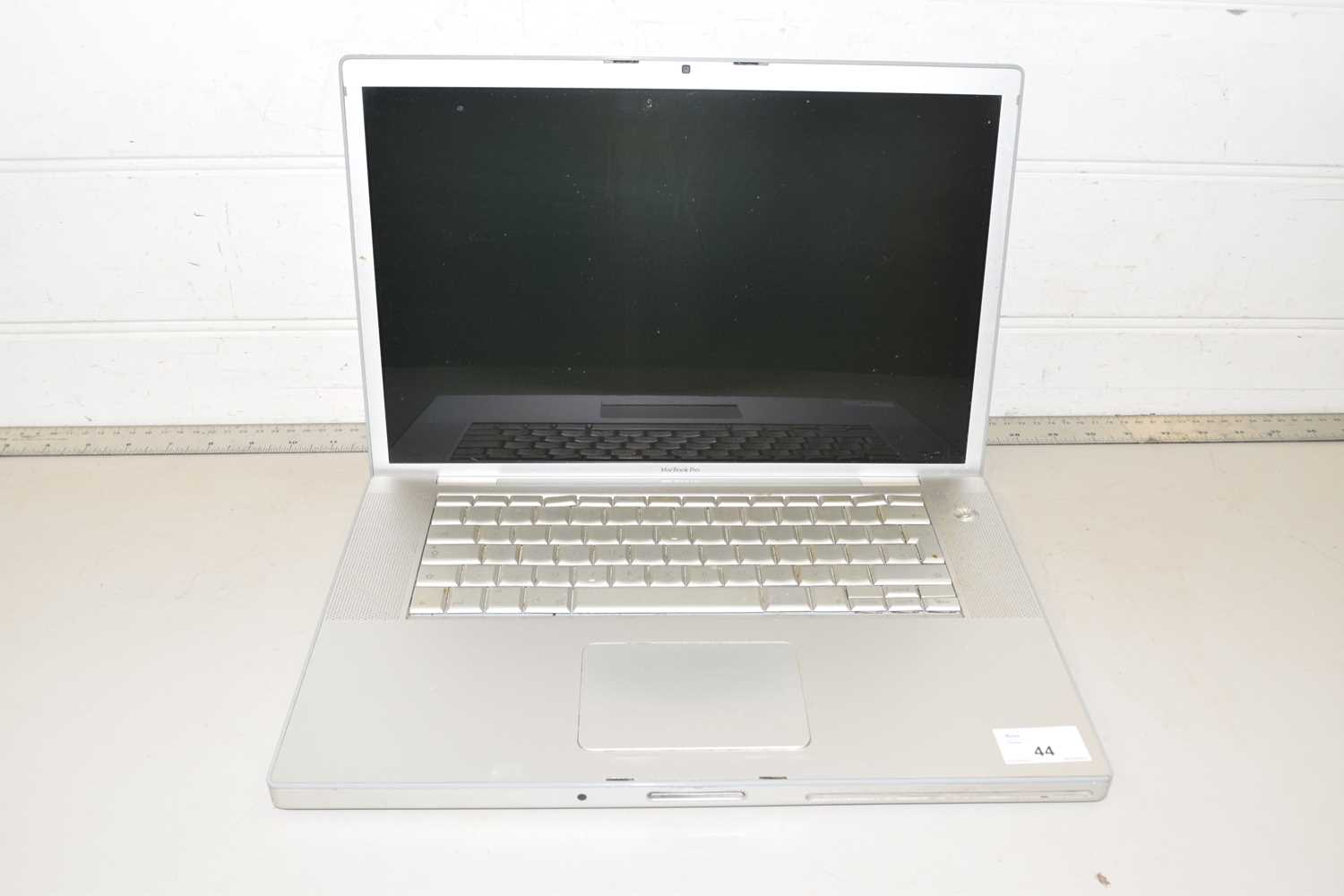 An Apple Macbook laptop computer