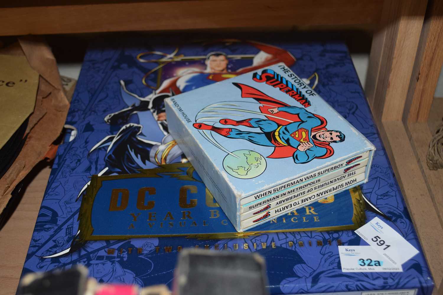 A mixed lot of superhero books, to include: - A set of vintage Superman childrens paperbacks - A