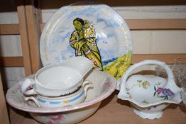 Small quantity of mixed ceramics to include a bowl, gravy boat etc