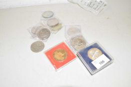 Mixed lot of various coinage to include commemorative crowns, National Maritime Museum commemorative