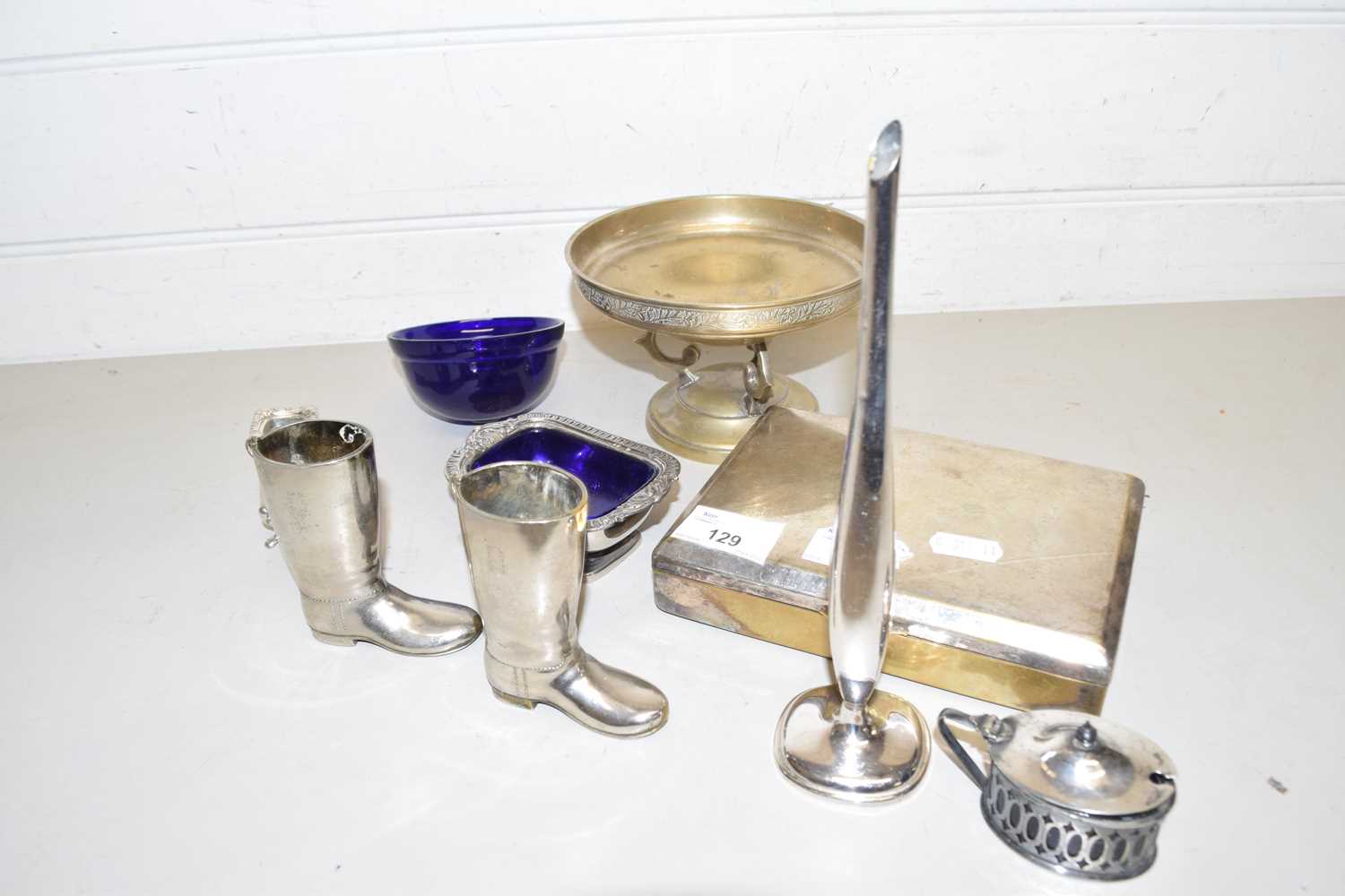 Mixed Lot: Various silver plated wares to include cigarette box, cruet items, miniature boots etc