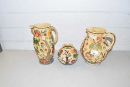 Mixed Lot: Woods Indian Tree pattern ceramics comprising two jugs and a vase