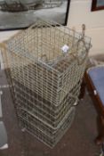 Cage squirrel trap