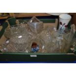 Mixed lot of assorted mid 20th Century pressed glass vases and others