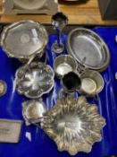 Mixed Lot: Various assorted silver plated wares to include tazza, various dishes, pair of stem vases