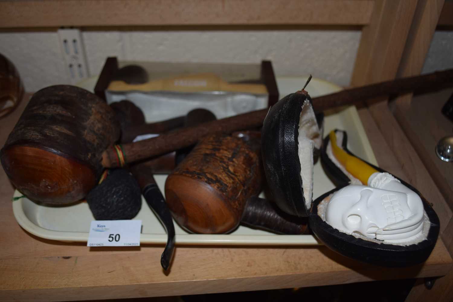 Mixed Lot: Various tobacco pipes to include a Meershcaum