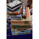 Mixed Lot: Various vintage games to include Snake Cube, Beatle Drive, Perfection and many others