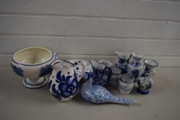 Mixed Lot: Various blue and white ceramics to include vases, jug, jardiniere, model pheasant etc