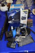 Mixed Lot: Various digital cameras and video cameras, assorted camera accessories, tripod, Sony