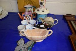 Mixed Lot: Various novelty teapots, small wall mirror, cookie jar etc