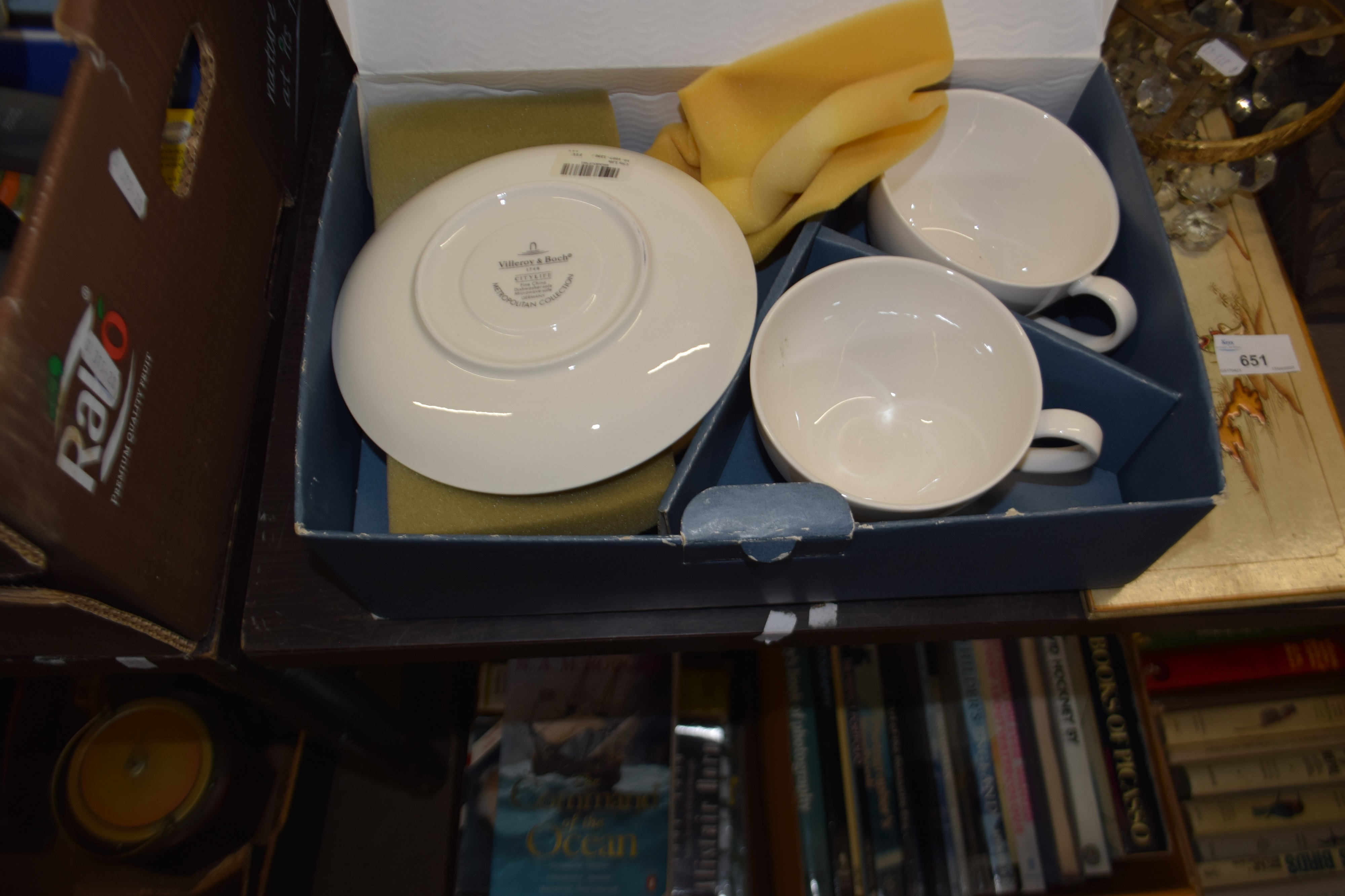 Villeroy & Bosch cased two cup and saucer set - Image 2 of 2