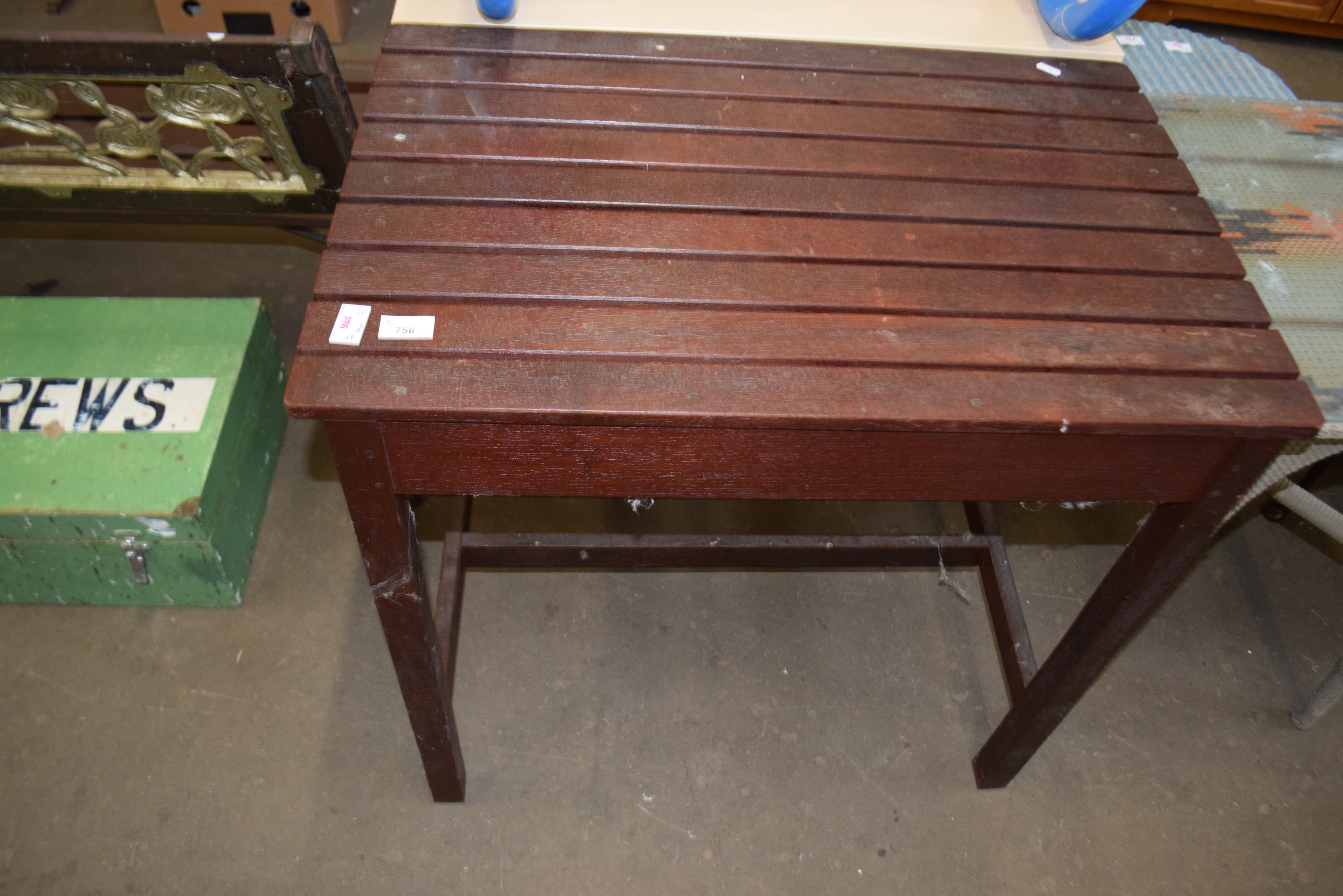 Slatted top garden table - Image 2 of 2