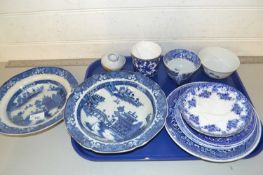 Mixed Lot: Various blue and white table wares