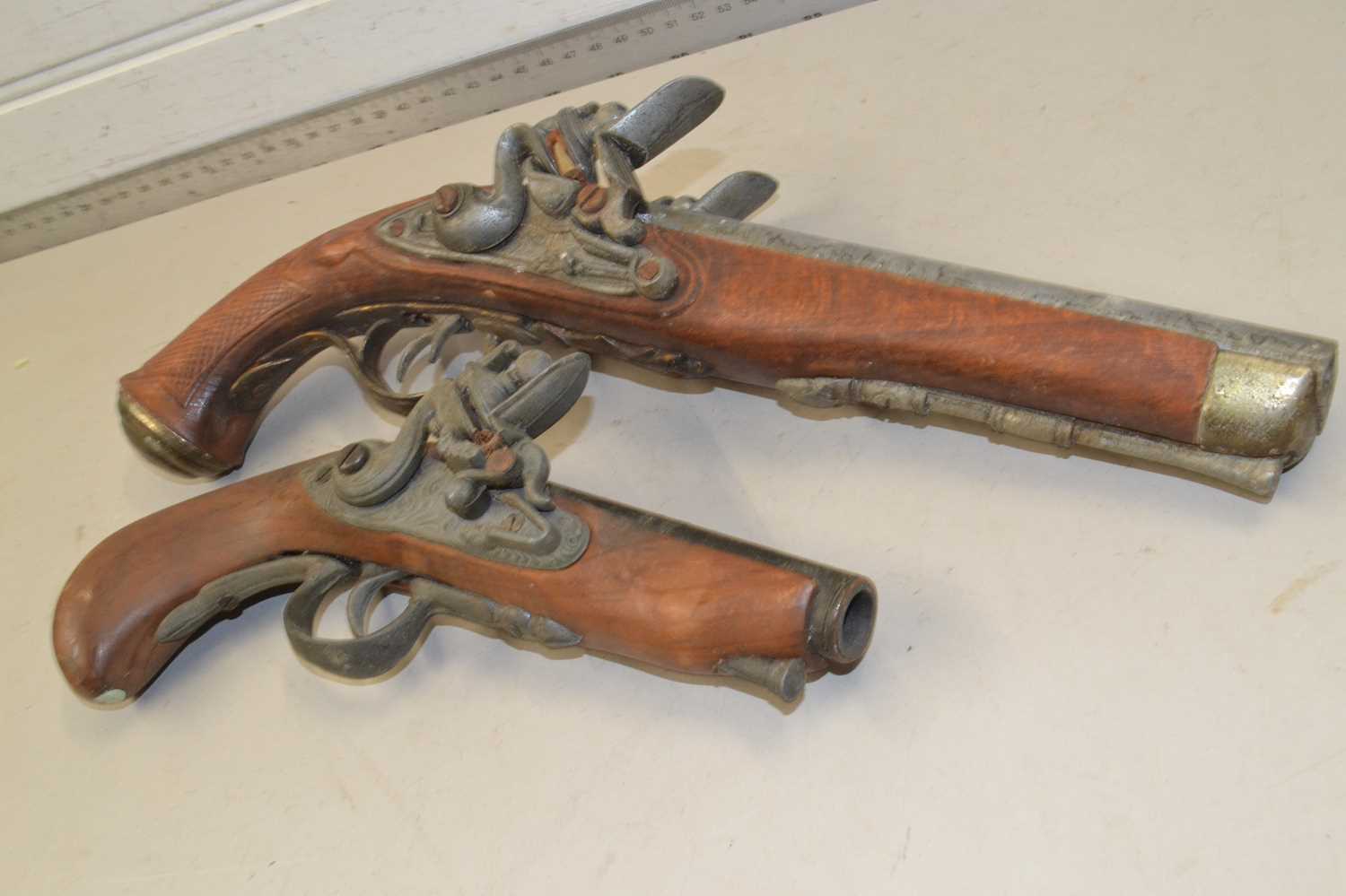 Two reproduction flint lock pistols - Image 2 of 2