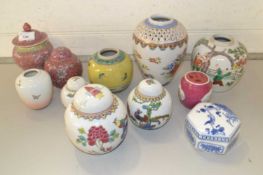 Mixed Lot: Various assorted 20th Century Chinese ginger jars and other items