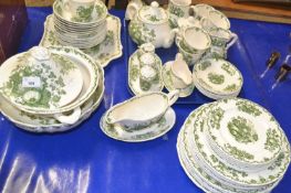 Quantity of Masons fruit basket pattern tea and dinner wares