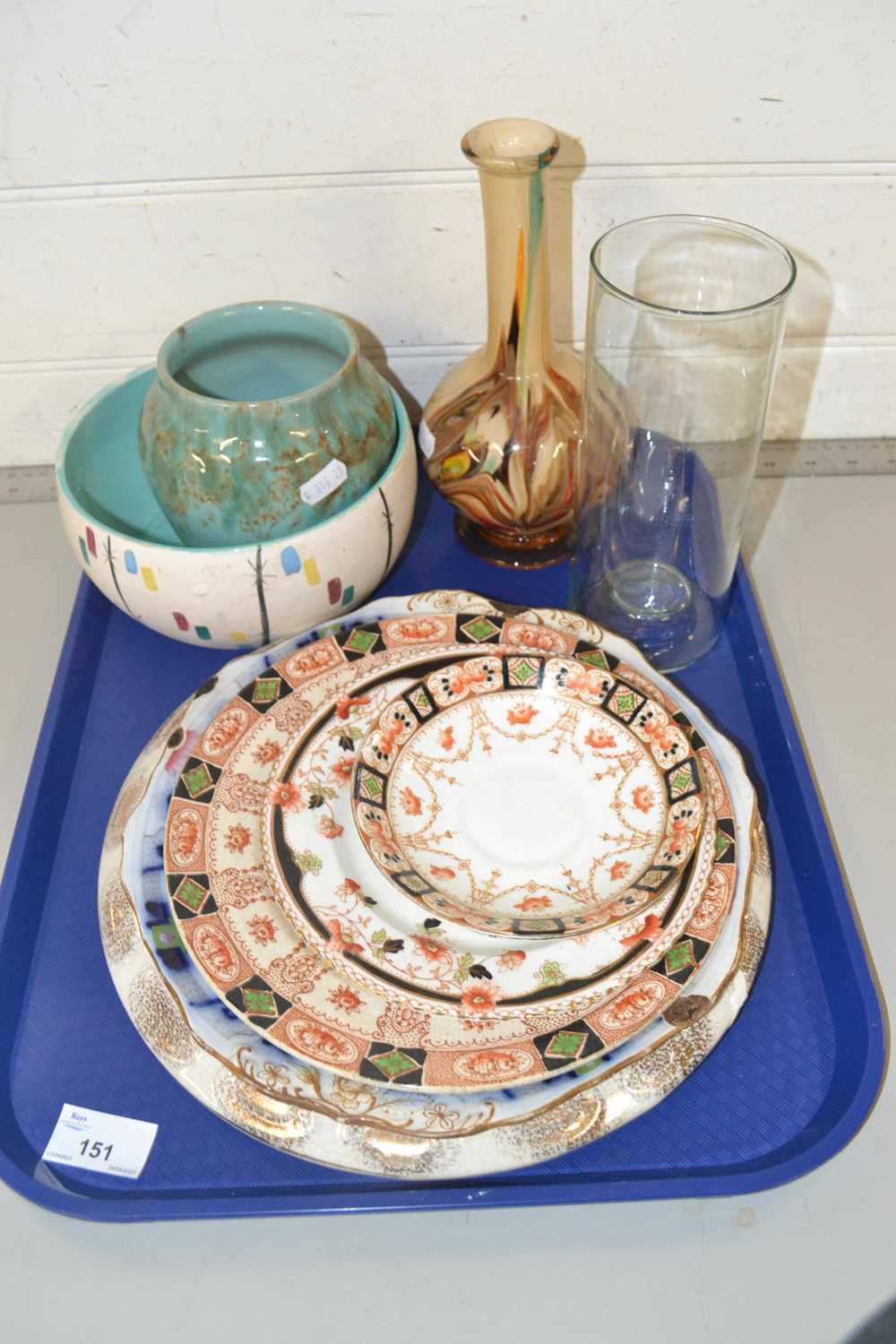 Mixed Lot: Various decorated plates, floral decorated table stand, Art Glass vase and other items