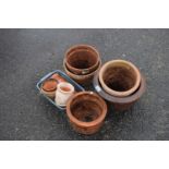 Mixed Lot: Various terracotta plant pots