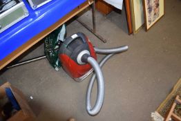 Miele cylinder vacuum cleaner