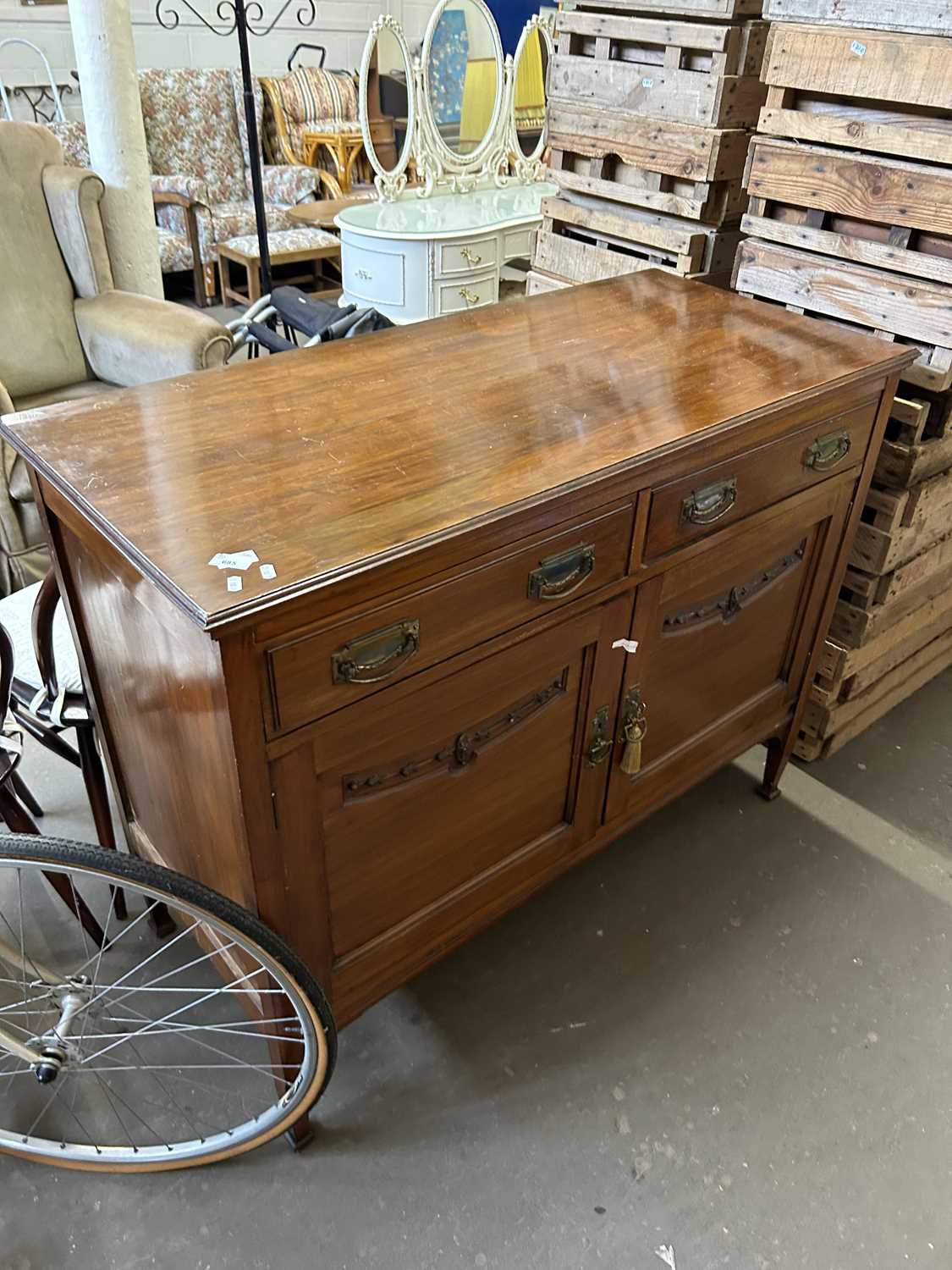 Late Victorian American walnut sideboard with two doors and two drawers, 121cm wide