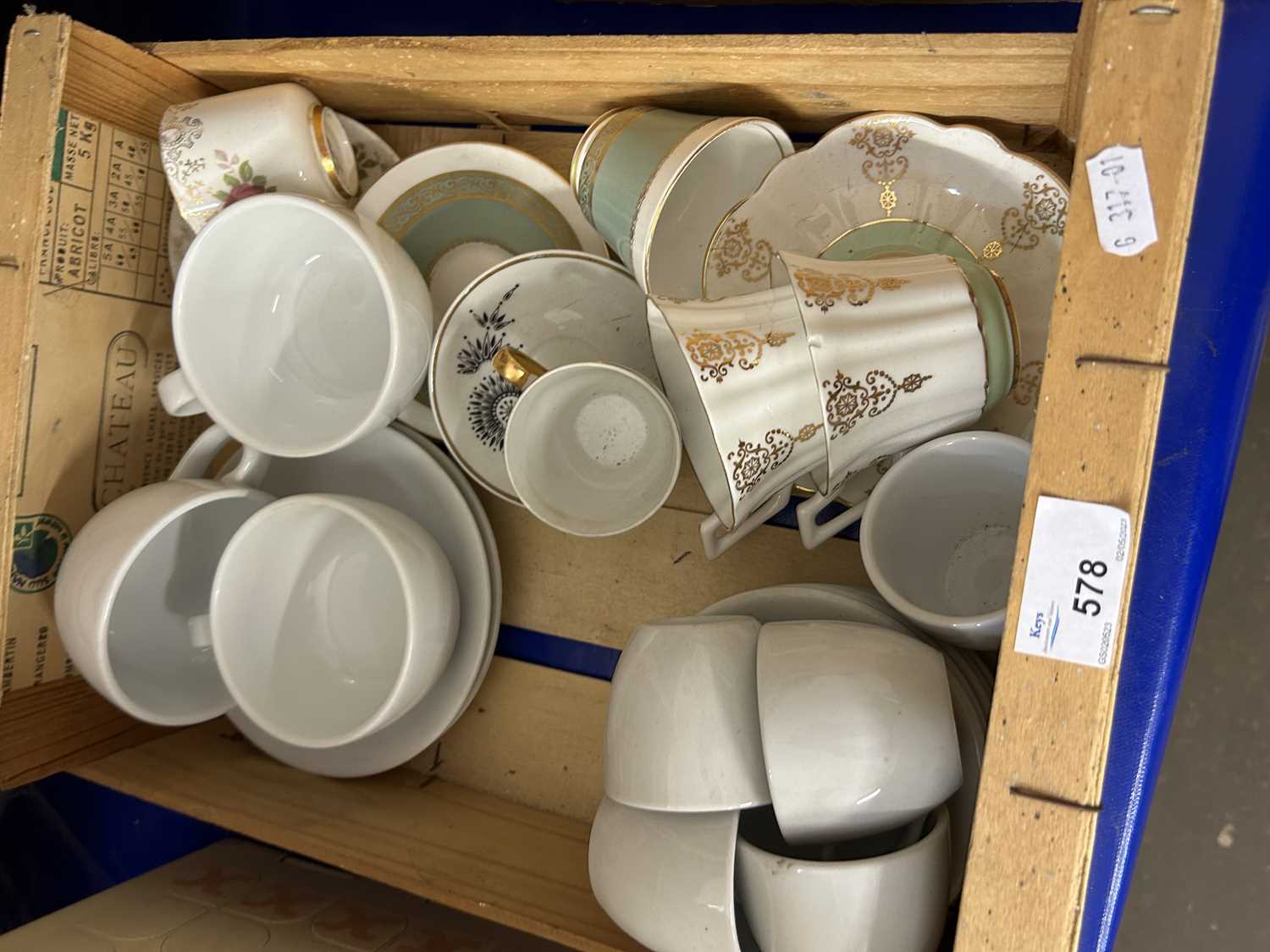 Quantity of assorted tea and coffee wares