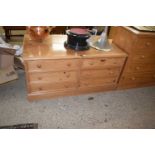 Pine chest of drawers, 134cm wide